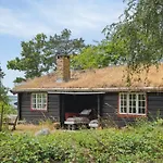 Rustic Cosiness In Norwegian Log With View Dom wakacyjny