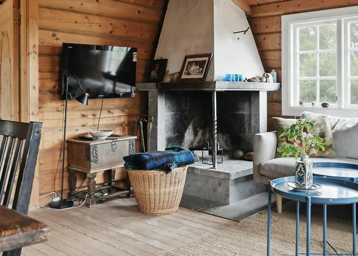 Rustic Cosiness In Norwegian Log With View * Knebel
