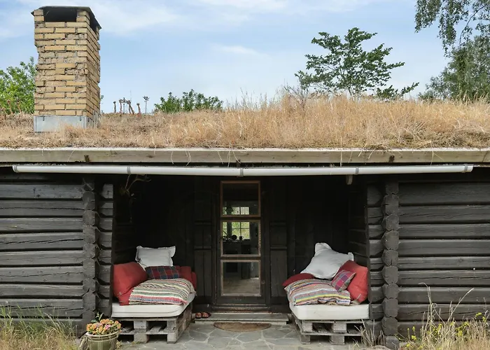 Rustic Cosiness In Norwegian Log With View Semesterbostad